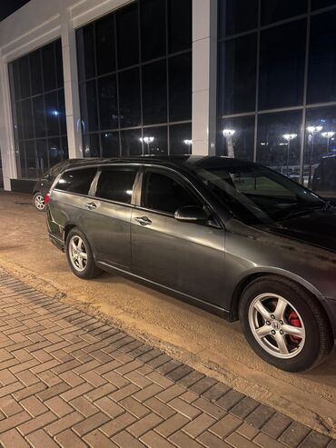 бак для машины: Honda Accord: 2003 г., 2.4 л, Автомат, Газ, Универсал