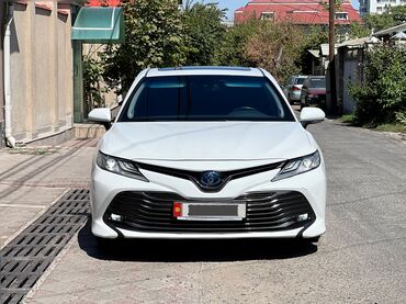 таета фуранер: Toyota Camry: 2018 г., 2.5 л, Автомат, Гибрид, Седан