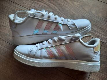 Patike: Adidas, Veličina - 36