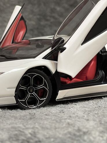 Avtomobil modelləri: Lamborghini, 2025 il, 1:24, Dəmir, Rayonlara çatdırılma, Ünvandan götürmə, Pulsuz çatdırılma — 9