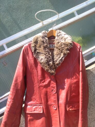 bajkerske kozne jakne: RASPRODAJA The King kozna jakna br. 40 Made in Svajcarska. Lepo