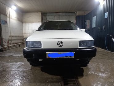 Volkswagen: Volkswagen Passat Variant: 1990 г., 1.8 л, Механика, Бензин, Универсал