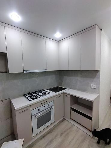 Кухонные гарнитуры: Кухонный гарнитур, Новый, цвет - Серый, ДСП, Бесплатная доставка — 25