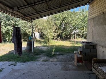 Кухонные мягкие уголки: Дом с большим навесом и садовым участком - Просторный крытый — 2