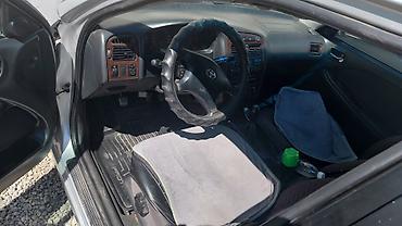 Toyota Avensis: 2000 г., Кол менен иштөөчү, Седан — 1