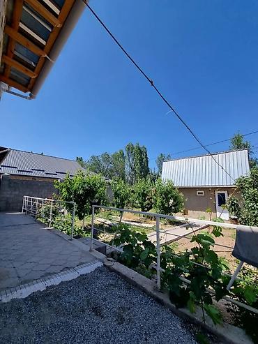 Продажа коттеджей и домов: СРОЧНО ПРОДАЁТСЯ ДОМ !! 110м², 2 этажа Описание:3 спальни,просторный — 15