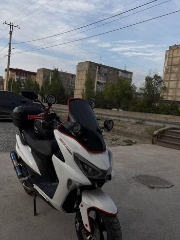 Скутеры: 🚨‼️Срочно Продаю макси в идеальном состоянии 180 куб Лия мотор Тяга