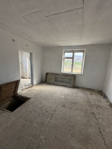 Продажа домов: Дача, 80 м², 4 комнаты, Собственник, Старый ремонт at lalafo.kg — 10 Продажа домов: Дача, 80 м², 4 комнаты, Собственник, Старый ремонт — 10