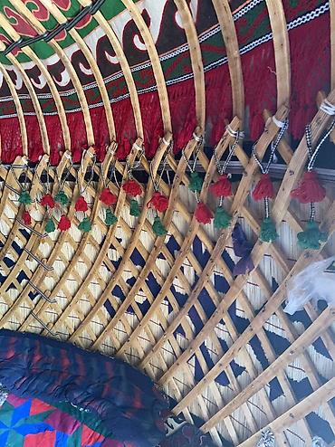 Другие услуги: Боз Уй, юрта сатылат Баардык жасалгасы менен. Суроттору боз-уй, 75,85 — 4