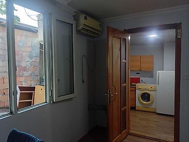 nahcivan ev kiralari: Ev 20 yanvar metrosuna piyada 10 dəqiqəlik məsafədə yerləşir. Qaz,su — 2