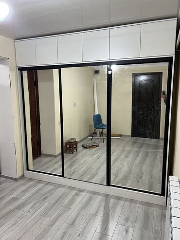 Шкафы для одежды: На заказ — 1