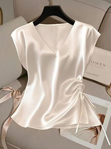 Köynək və bluzalar: Ölçü: XXL (44-46) Stil: V-yaxa, böyrü büzməli və ipli model Material — 9
