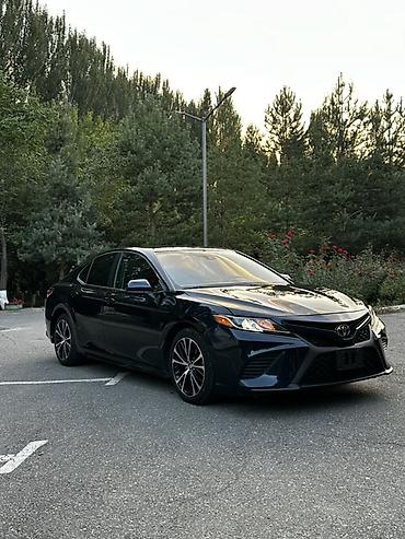 Унаа: Toyota Camry: 2020 г., 2.5 л, Автомат, Бензин, Седан — 3