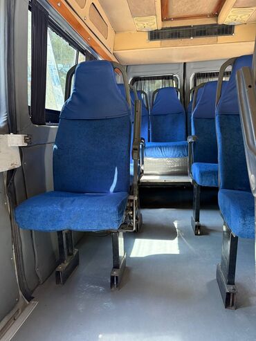 Sərnişin daşımaları: Mikroavtobus — 4