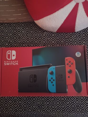 Nintendo Switch: Πωλείται ελαφρώς μεταχειρισμένη κονσόλα nintendo switch μαζί με τα