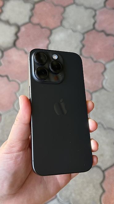 Apple iPhone: IPhone 15 Pro, Б/у, 256 ГБ, Black Titanium, Зарядное устройство, Чехол, Коробка, 87 % — 2