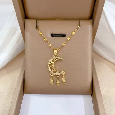 obuca novi pazar: Necklaces