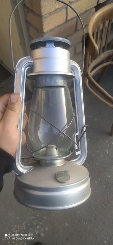 İnformatika: Antik lampa heç islenmiyib teze qalıb 30 azn