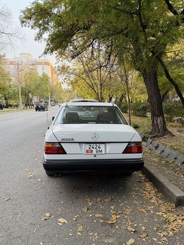 Mercedes-Benz: Mercedes-Benz W124: 1989 г., 3 л, Автомат, Бензин, Седан at lalafo.kg — 3 Mercedes-Benz: Mercedes-Benz W124: 1989 г., 3 л, Автомат, Бензин, Седан — 3
