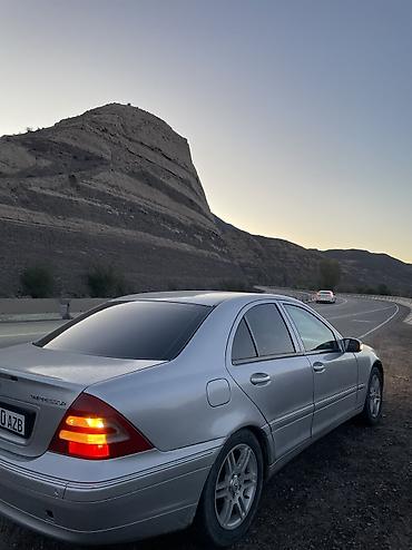 команд w220: Mercedes-Benz C-Class: 2000 г., 2 л, Автомат, Газ, Седан — 1