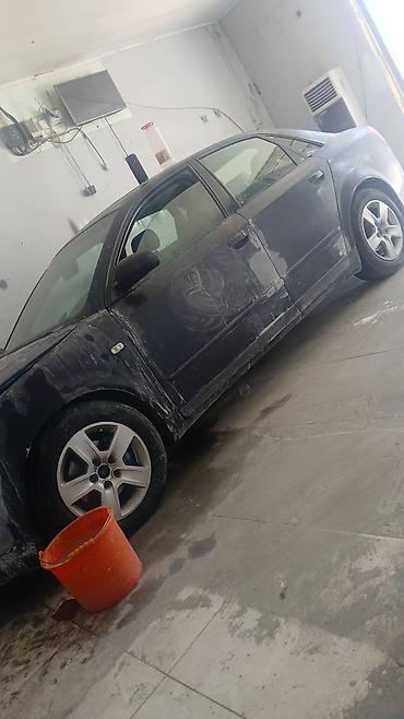 Audi: Audi A4: 2003 г., 1.8 л, Механика, Бензин, Седан — 10