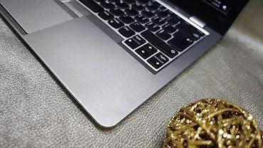 Lenovo: Odlican laptop Lenovo ThinkPad 13 lepo ocuvan, instaliran sa svim — 8