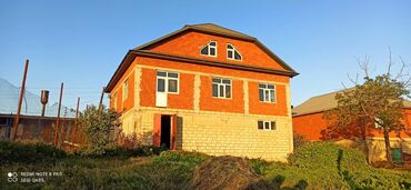 Həyət evləri və villaların satışı: Satılık iki mərtəbəli fərdi ev (mansardlı) Ölçü 14 14 Sənəd kupça -da lalafo.az — 2 Həyət evləri və villaların satışı: Satılık iki mərtəbəli fərdi ev (mansardlı) Ölçü 14 14 Sənəd kupça — 2