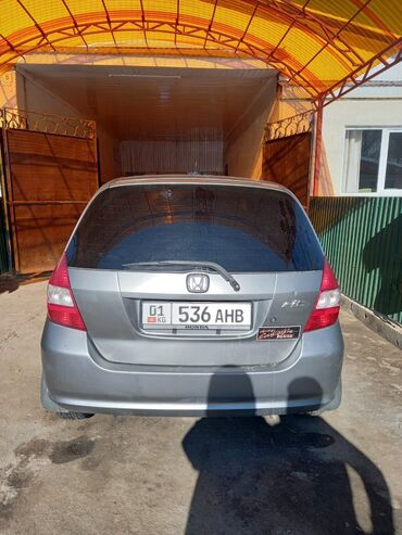 Honda: Honda Fit: 2003 г., 1.3 л, Автомат, Бензин, Хэтчбэк