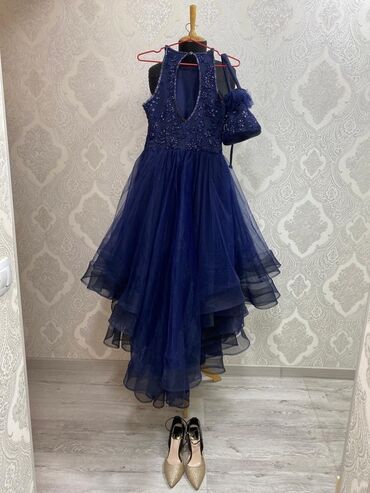 синяя вечерняя платья: Вечернее платье, Пышное, Длинная модель, Без рукавов, Корсет, S (EU 36)