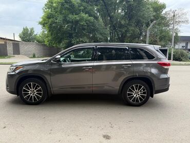 мотор хюндай: Toyota Highlander: 2018 г., 3.5 л, Автомат, Бензин, Внедорожник