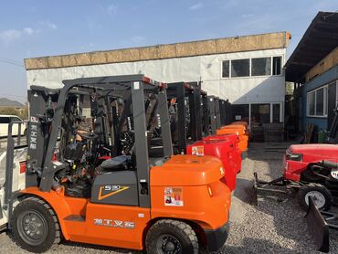 Погрузчики: Погрузчик, 2024 г., Колесный, Вилочный — 8