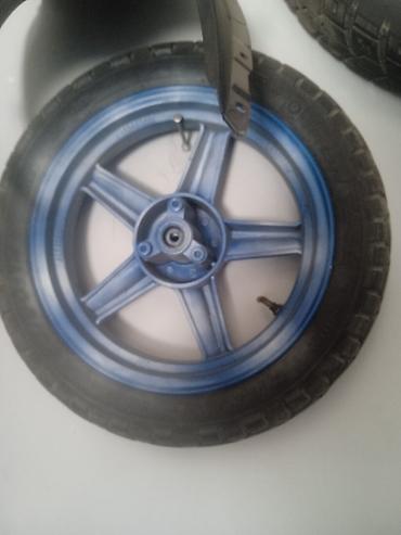 moped matoru: Mopet təkəri 12 lik normal vəziyyətdə disklə biryerdə satılır — 2