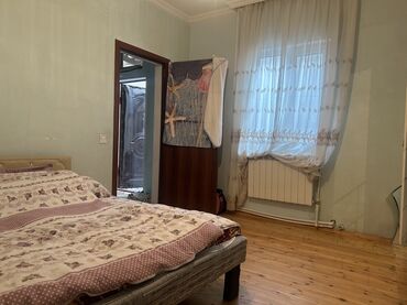 Uzunmüddətli kirayə evlər: Həyət evi – 2 otaqlı, tam əşyalı, istlik sistemi kombidi, heyeti var — 6