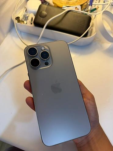 Apple iPhone: Срочно ! АКБ 85% состояние отличное сколов царапин нету .IPhone 15 Pro — 9