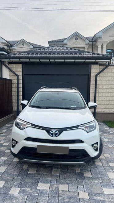 купить диски на ниву r16 бу: Срочно продаю Toyota RAV4 белого цвета. Модель оснащена рейлингами на