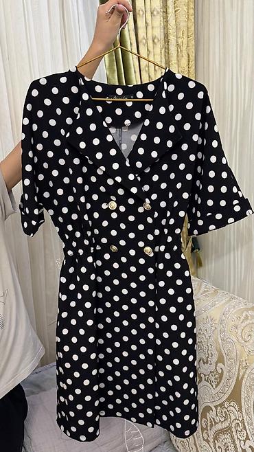 Повседневные платья: Женские платья — 2 модели 1) Черное платье в белый горох: - Принт — 2