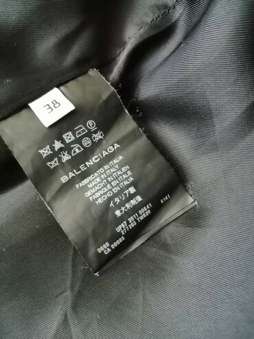 Κοστούμια: Μανδύα Balenciaga. Αυθεντικός. Πολύ καλή κατάσταση. Γράψτε μου για — 11