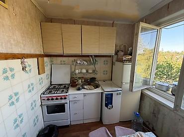 2 комнаты, 43 м², 11 мкр 104 серия, 3 этаж, Старый ремонт