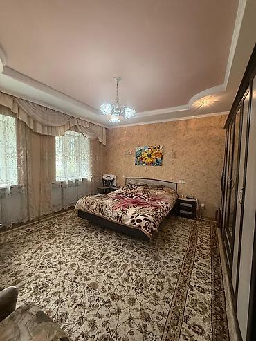 Продажа квартир: 5 и более комнат, 160 м² — 20