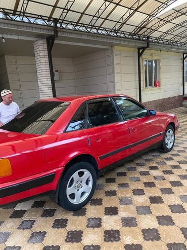 Audi 100: 1991 г., 2.3 л, Механика, Бензин, Седан