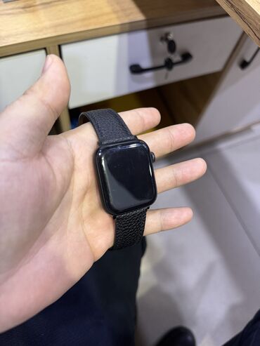 бу ноутбук: Продаю Apple watch SE (2-поколение) Идеальное состояние, без сколов и