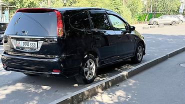 на хонда: Honda Stream: 2004 г., 1.7 л, Автомат, Бензин, Минивэн — 3
