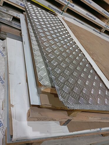 Digər metal məhsullar: Məhsul: Alüminium naxışlı (romb/şahmat) təbəqə – “checker plate” — 2