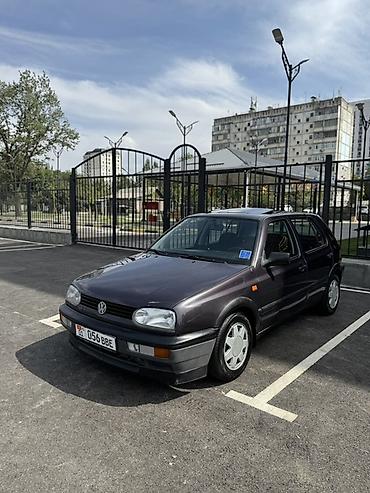 bugatti veyron: Volkswagen Golf: 1992 г., 1.8 л, Механика, Бензин, Седан — 1