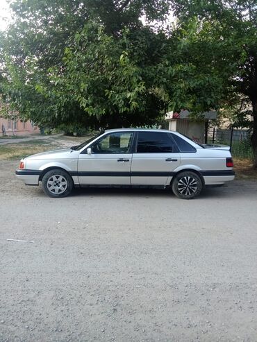 коробка пассат б5: Автомобиль Volkswagen Passat B3, седан, серебристого цвета