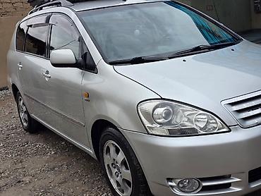 центральный замок на авто: Toyota Ipsum: 2002 г., 2.4 л, Автомат, Бензин, Минивэн — 2