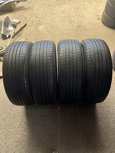 60: Комплект из 4 летних шин Kumho, размер 235/60 R18 107V. Особенности — 1