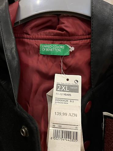 benetton canta: Benetton tam yeni oğlan uşağı üçün payız-yaz dəri kurtka. İtaliya — 3
