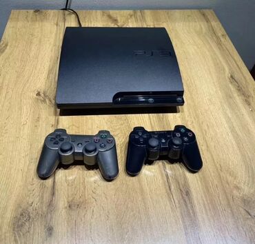 PS3 (Sony PlayStation 3): PS3 slim 250gb Прошитая Загружено 20+ топовых игр 2 джойстика В