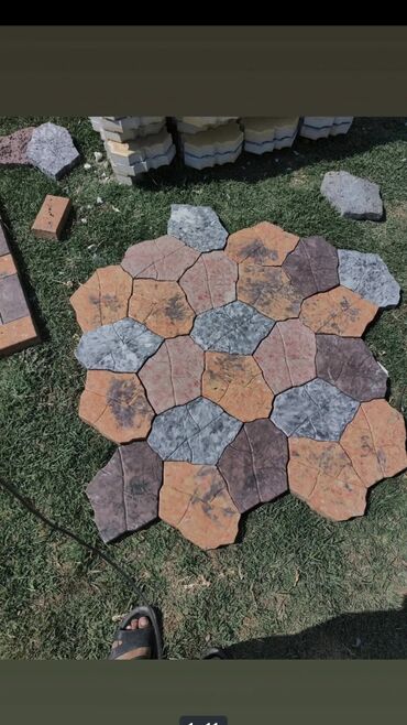 Евробрусчатка: Евро брусчатка тратуарный плита бардюр арычок доставка укладка at lalafo.kg — 13 Евробрусчатка: Евро брусчатка тратуарный плита бардюр арычок доставка укладка — 13